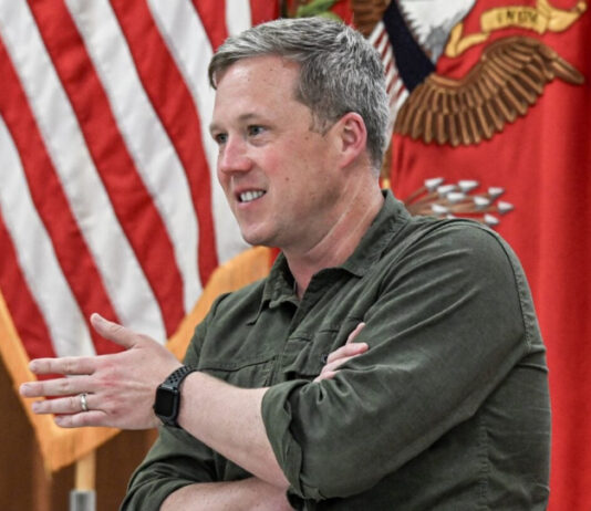 СМИ: Хегсет отстранил министра Дрисколла от переговоров по Украине