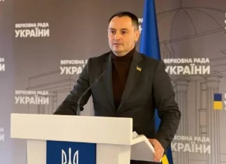 СМИ: НАБУ объявило подозрение еще одному «слуге народа» по делу о деньгах в конвертах