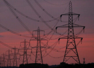 СМИ: От отключений света освободили цирки, сауны и спортзалы