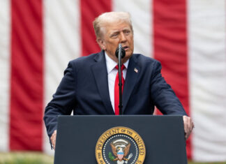 Трамп объявил морскую нефтяную блокаду Венесуэлы