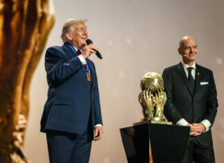 Трамп пригласил Фицо в США на футбол