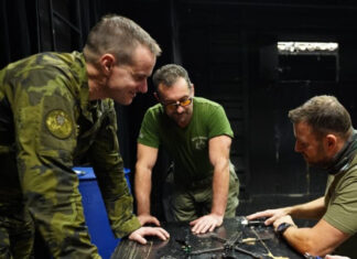 В Чехии возбудили уголовное дело на организацию, которая собирает деньги на дроны для Украины