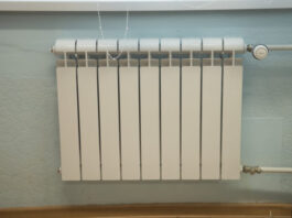 В российском Ангарске из-за аварии на ТЭЦ без тепла остались более 1500 домов. Температура в городе –15°C