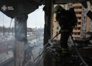 Зеленский: Россия атаковала Киев 500 дронами и 40 ракетами