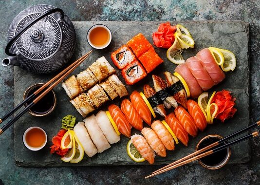 Заказать роллы: идеальный выбор для ужина