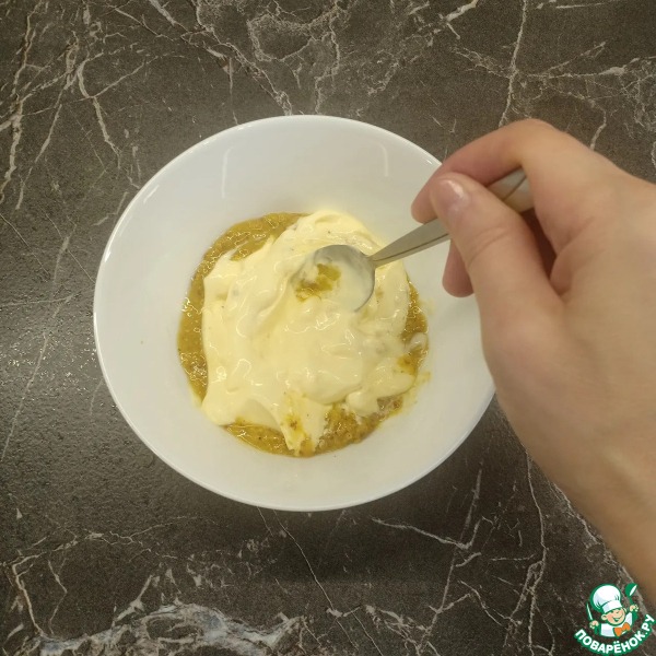 Мясо с помидорами и грибами