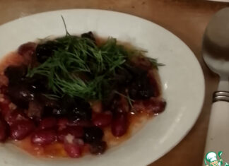 Натёртые помидоры, фасоль с оливковой пангритатой