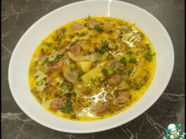 Сырный суп с грибами и колбасками