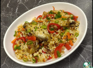 Тяхан с курицей и овощами