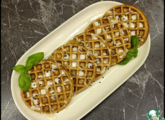 Вафли на цельнозерновой муке с яблоком