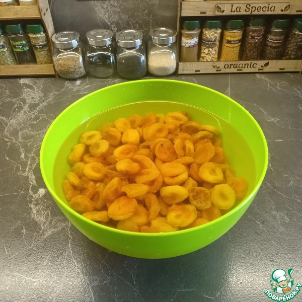 Варенье с тыквой, курагой и апельсинами