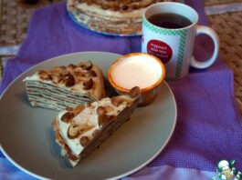 Блинный пирог с грибами