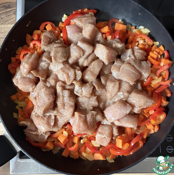 Булгур с куриной грудкой и овощами