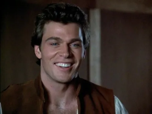 Их жизни оборвались внезапно: известные актеры, которые умерли на съемочных площадках