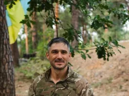 Я очень соскучился по профессии, – интервью с Андреем Фединчиком о съемках в военной драме «Живой»