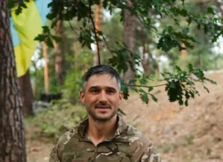 Я очень соскучился по профессии, – интервью с Андреем Фединчиком о съемках в военной драме «Живой»