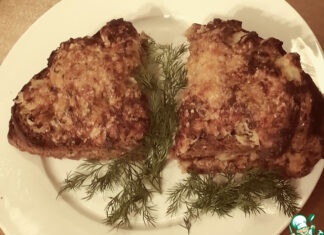 Крок-мадам с луком-пореем и сыром