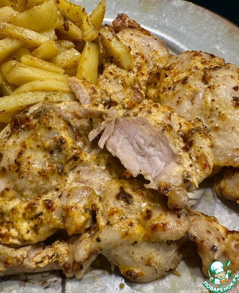 Курица в йогурте. Бёдра с картошкой в духовке
