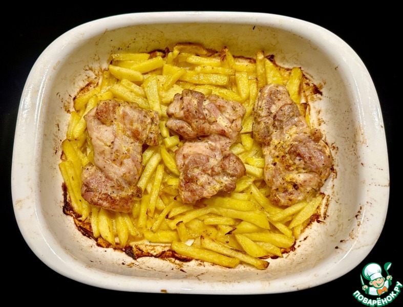 Курица в йогурте. Бёдра с картошкой в духовке