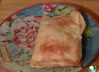 Пироги с анчоусами и луком