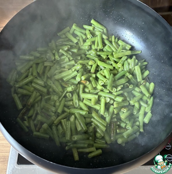 Стручковая фасоль с фаршем по-китайски