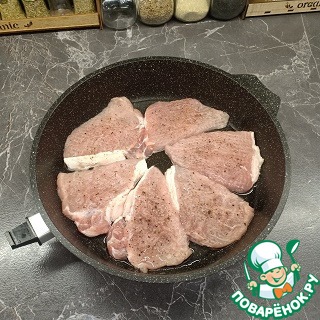 Свинина, томленая с луком