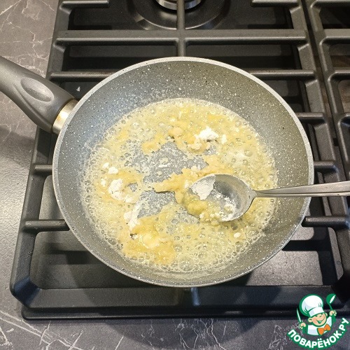 Запеченая белая рыба с сырным соусом