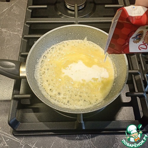 Запеченая белая рыба с сырным соусом