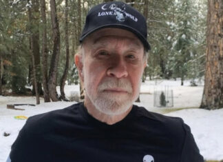 Что известно о легендарном американском актере Чаке Норрисе, который неожиданно ушел из жизни