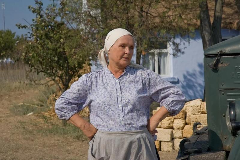 Как изменилась за 65 лет карьеры легендарная украинская актриса Ада Роговцева