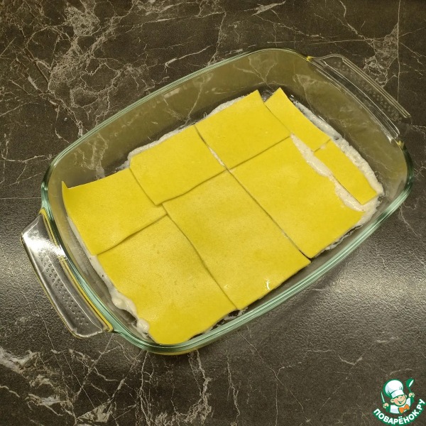 Лазанья с курицей и грибами