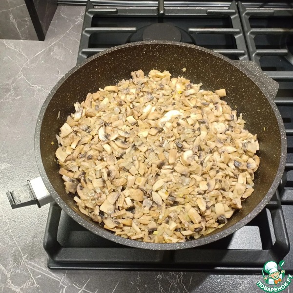 Лазанья с курицей и грибами