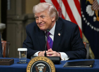 Не обошлось без Трампа: на церемонии Оскар высмеяли президента США