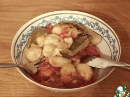 Ньокки, запечённые с помидорами и моцареллой