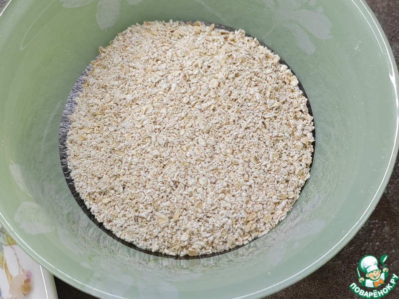 Рыбные котлеты на пару с гарниром и соусом (Диета n1)