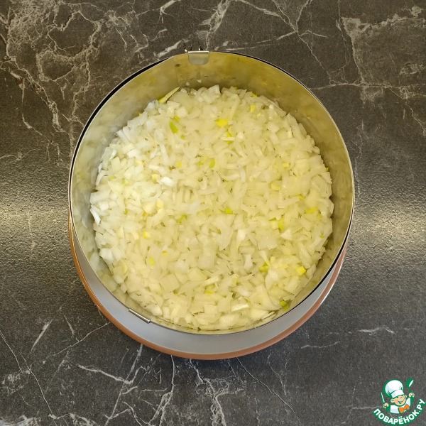 Салат &laquo;Грузди под сугробом&raquo;