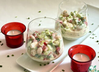 Салат с креветками «8 Марта»