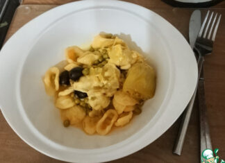 Марокканский тажин с артишоками, маслинами, горошком