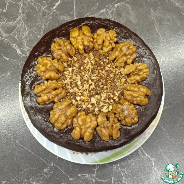 Торт &laquo;Черемуховый&raquo; с черносливом и орехами