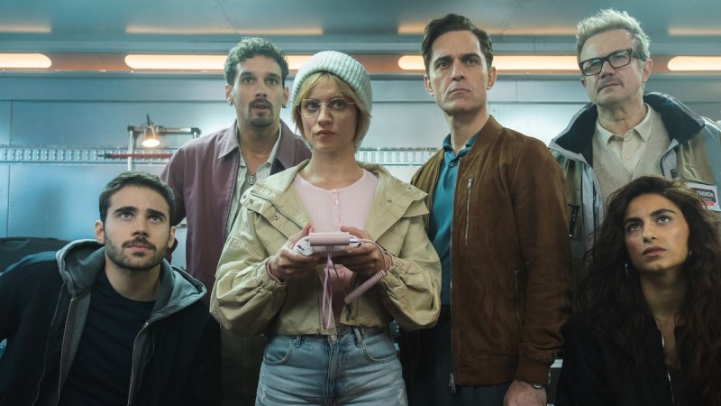 Долгожданный сериал "Берлин и Дама с горностаем" вышел на Netflix