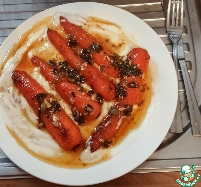 Морковь с харисой и лабне с манго