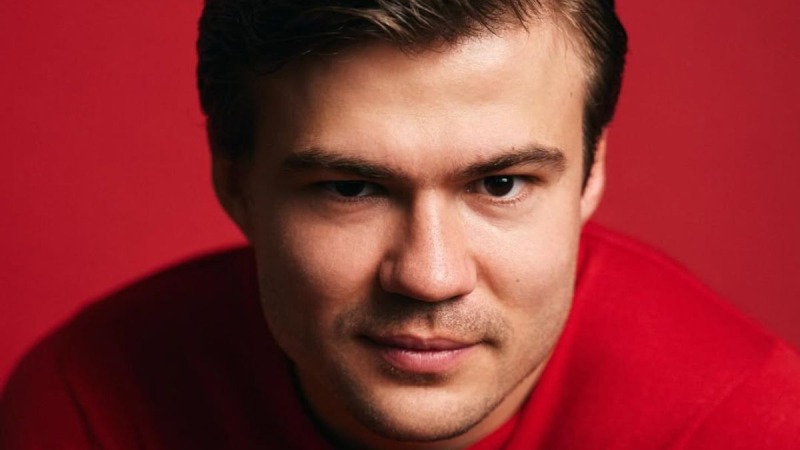 Нашел любовь через донаты: где сейчас украинский актер Максим Самчик из сериала "Одна семья"