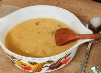 Шорбат Адас (чечевичный суп)