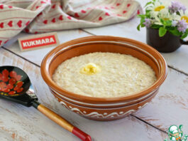 Классическая ячневая каша на молоке