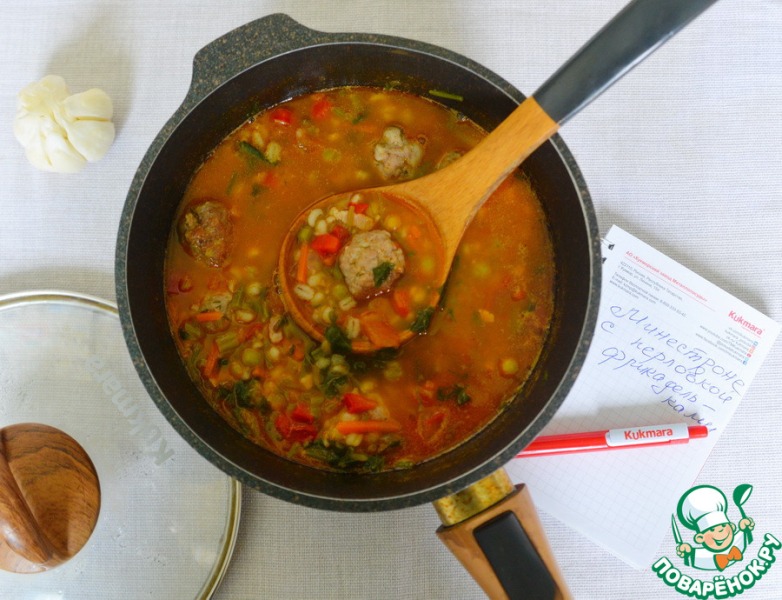Минестроне с перловкой и фрикадельками