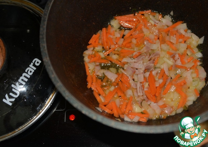 Минестроне с перловкой и фрикадельками