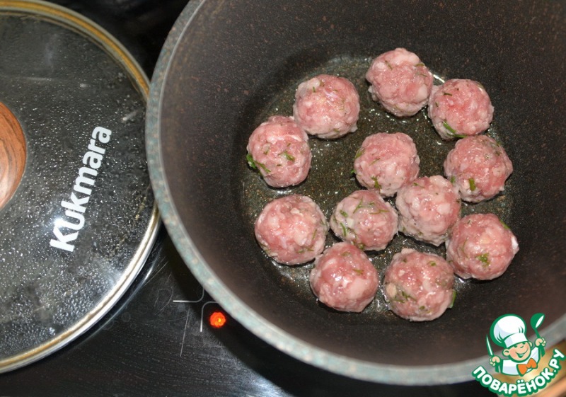 Минестроне с перловкой и фрикадельками