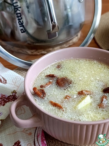 Суп с лисичками и резанным овсом
