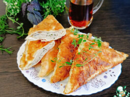 Чебуреки из лаваша с эстрагоном и орегано