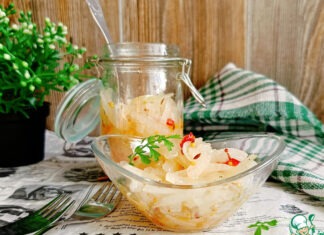 Луковый немецкий салат